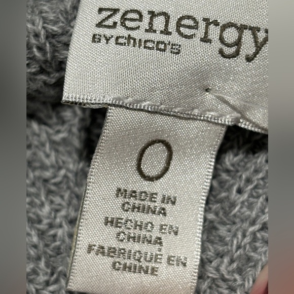 Chico's Zenergy Dina fabric mixed Jacket Side Zip Gray Sweater size 0 small - Picture 12 of 14